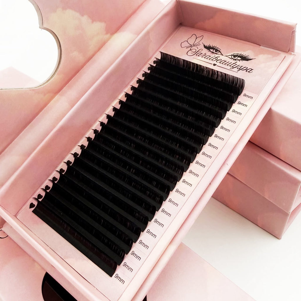 0.3 CC Ultra black Lash Trays